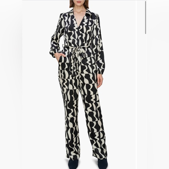 MELLODAY Pants - MELLODAY Black & White Abstract Wrap Jumpsuit
